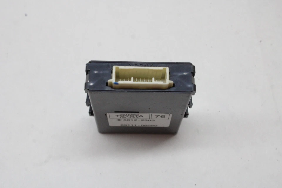 2014 丰田 AVALON 限量网络门控模块 89111 06050 原始设备制造商 14 15 — 第 2/4 张图片
