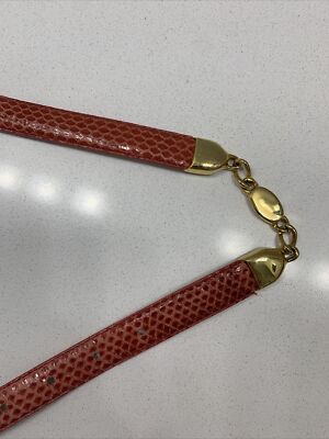 Genuine Fuschia Snakeskin Belt with Gold Chain and Buckle 25  display picture 1