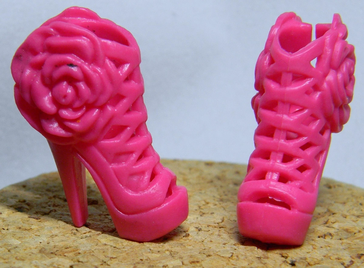 Deep pink shoes shop