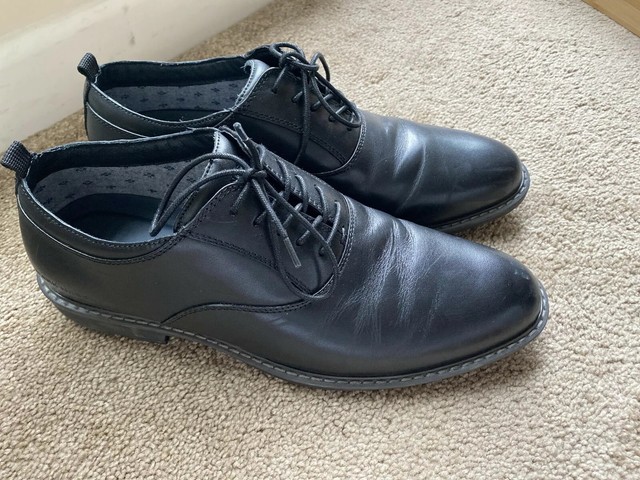 black semi casual shoes