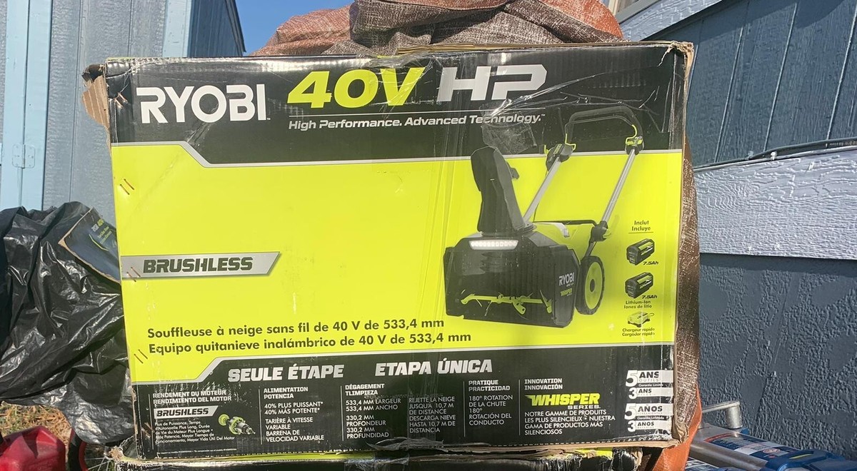 RYOBI RY40862VNM Snow ThrowerYOBI 40V HP Brushless Whisper Series
