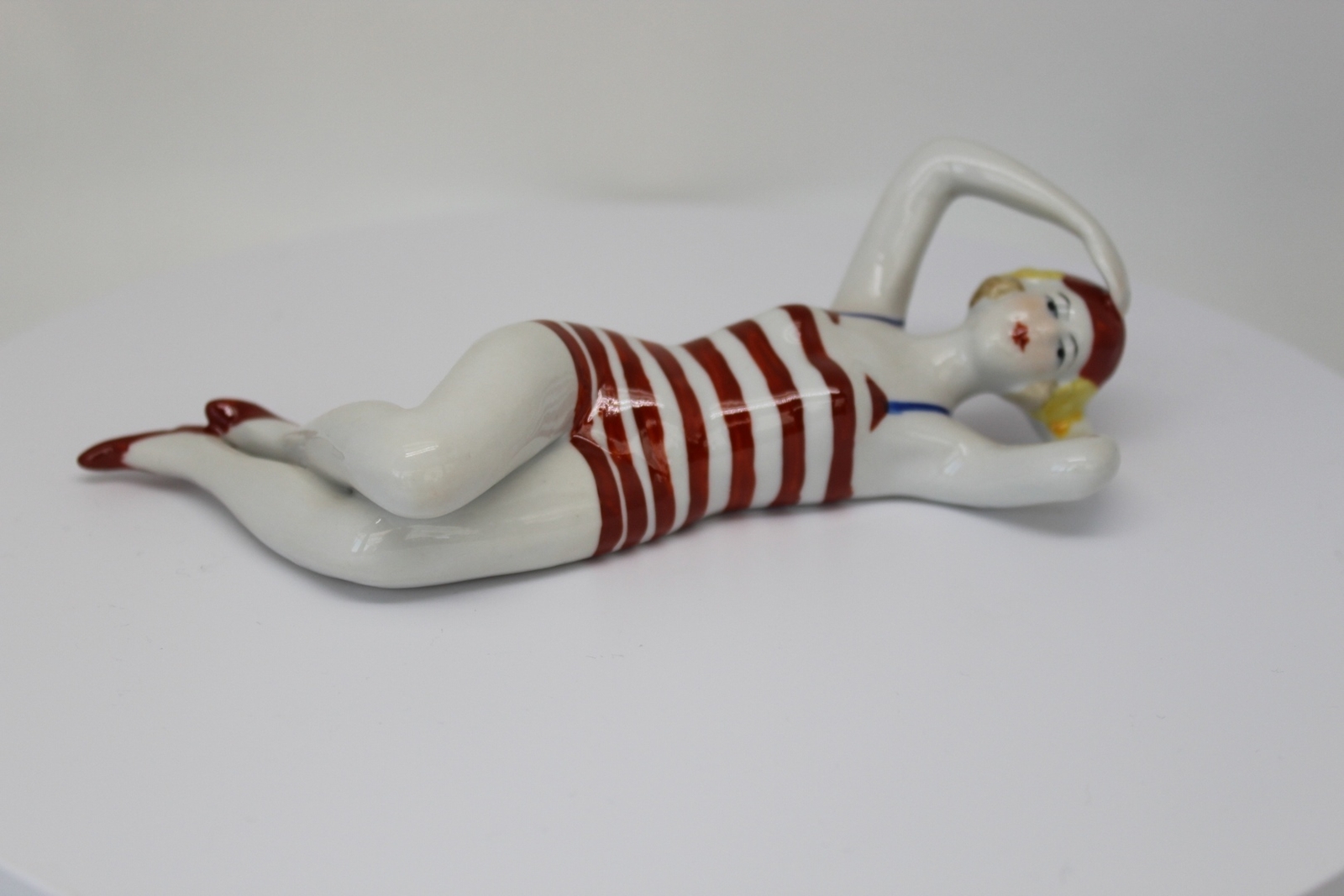Art Deco German Style Porcelain Pin-up Swimmer Figurine