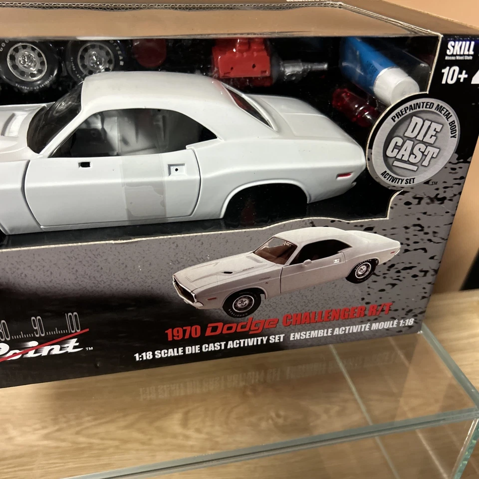 #1 "VANISHING POINT" ERTL 1970 DODGE CHALLENGER R/T KIT MODELO DE MONTAJE 1/18 MUY BUEN ESTADO Foto 3 de 4