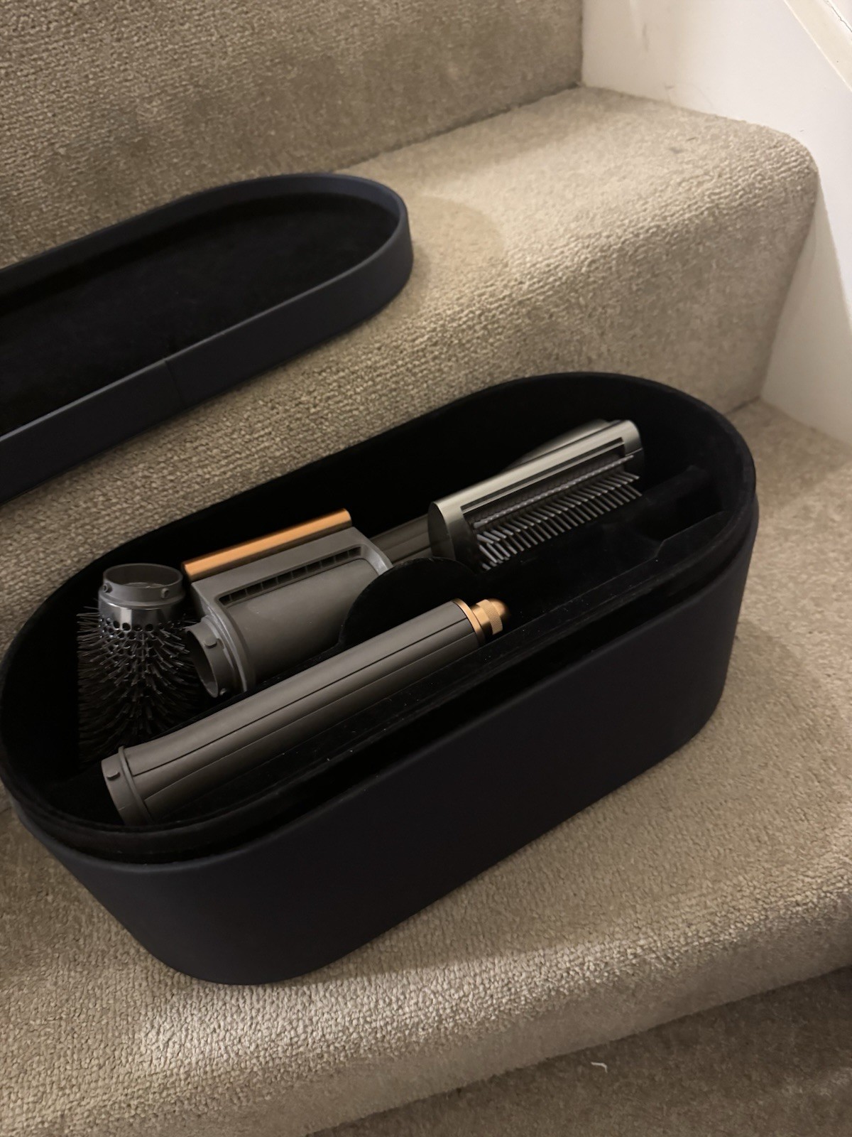 Dyson Airwrap Multi-styler & Dryer :  Complete Long Nickel/Copper