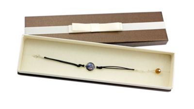 Teckel Wirehaired. Bracelet with box for people who love dogs. Photojewelry. CA