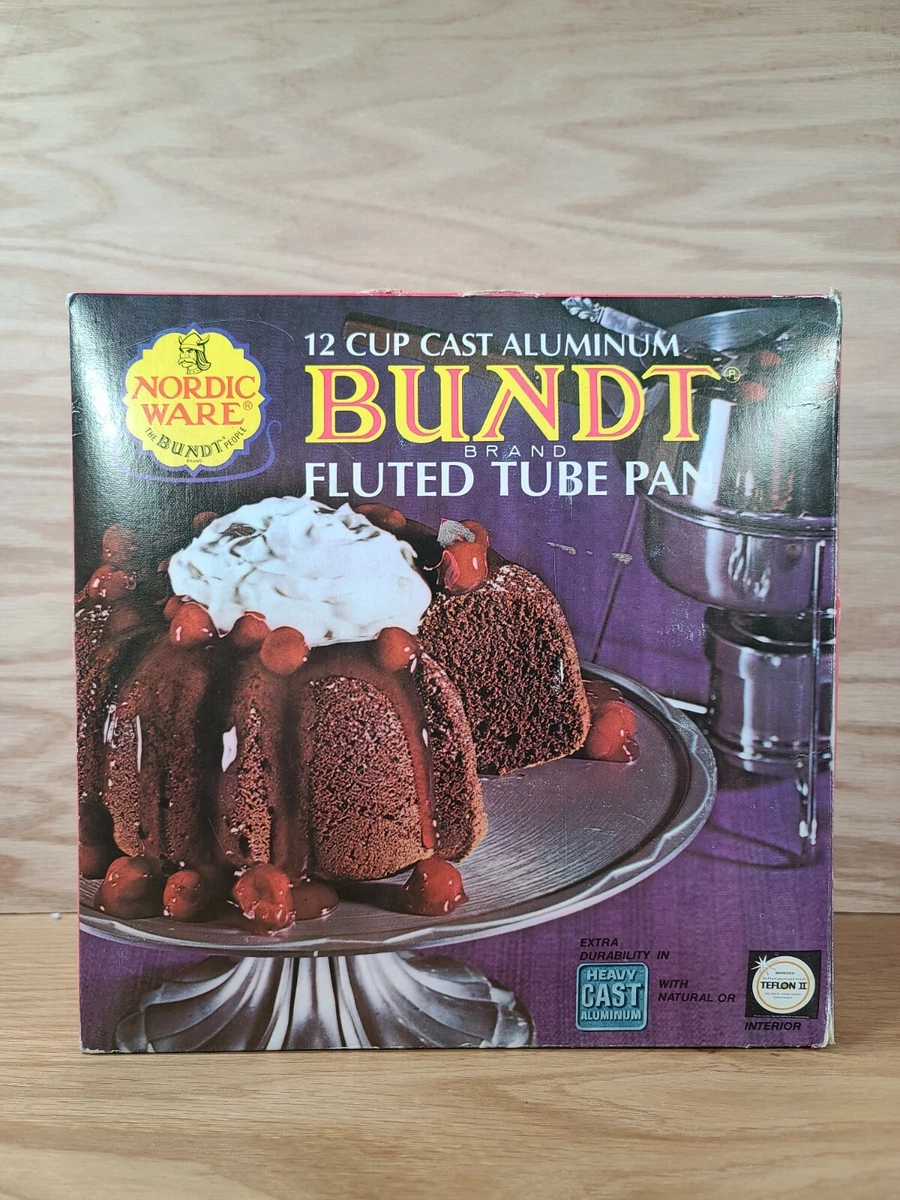 Nordic Wear BUNDT-lette Fluted Tube Pan Heavy Cast Aluminum Teflon 2 Gold  New