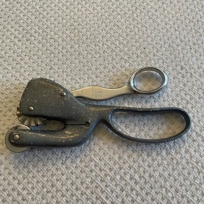 VTG 1950's THE FLORIAN PINKER Sewing Pinking Shears Dress Making Heavy Duty Nice
