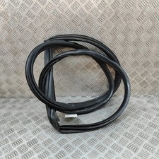 BMW 2 Coupe F22 T�rdichtungsgummi vorne links 7348419 2014 28821456