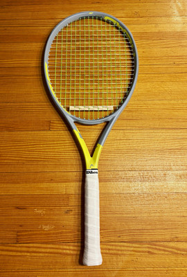 HEAD Extreme MP Graphene 360+ Tennis Racquet, 4 1/2 (Grip 4)