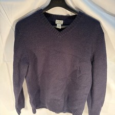 Vintage 100 Wool Shetland Size L Reg L.L. Bean Navy V-Neck Sweater