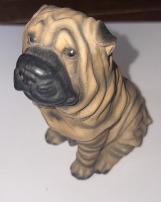 Vintage 1988 Castagna Italy Chinese Shar-Pei Resin Sitting Dog Figurine 4.5 inch