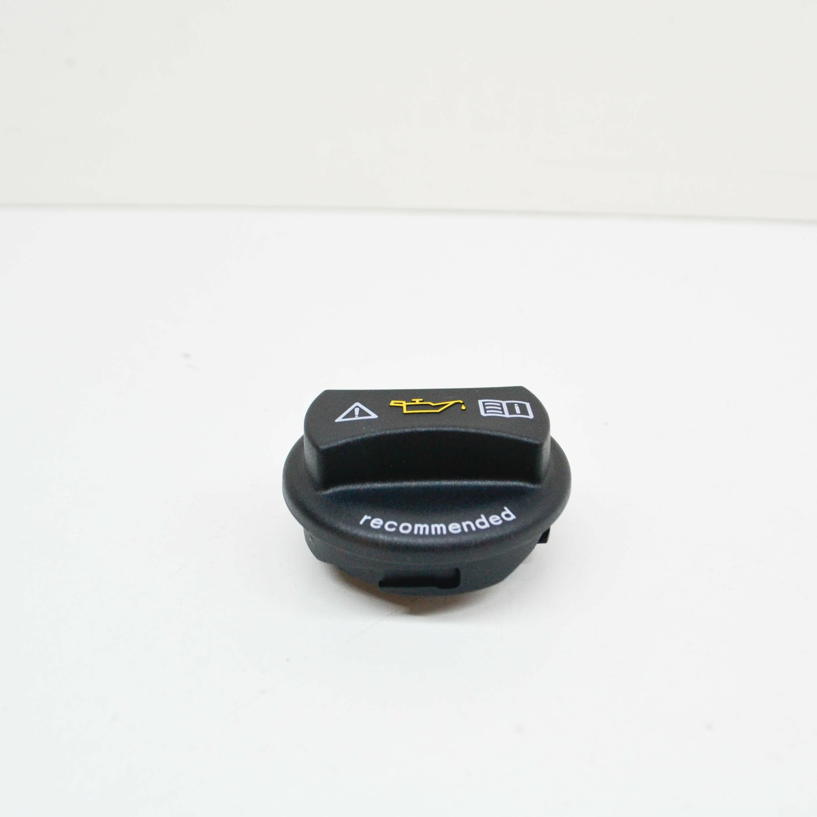 MERCEDES-BENZ E W213 Oil Filler Cover Cap A0000180200