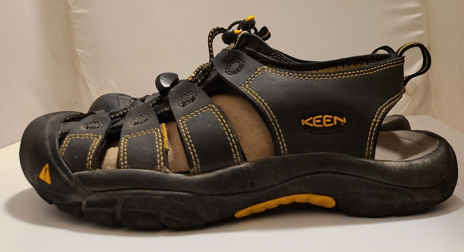 Sandali uomo KEEN Newport taglia:10 colore:nero