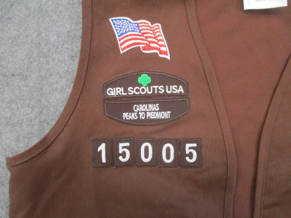 Girl Scouts Vest Girls Large 14/16 Brown Uniform Badge Made in USA Camping - Image 3 of 4