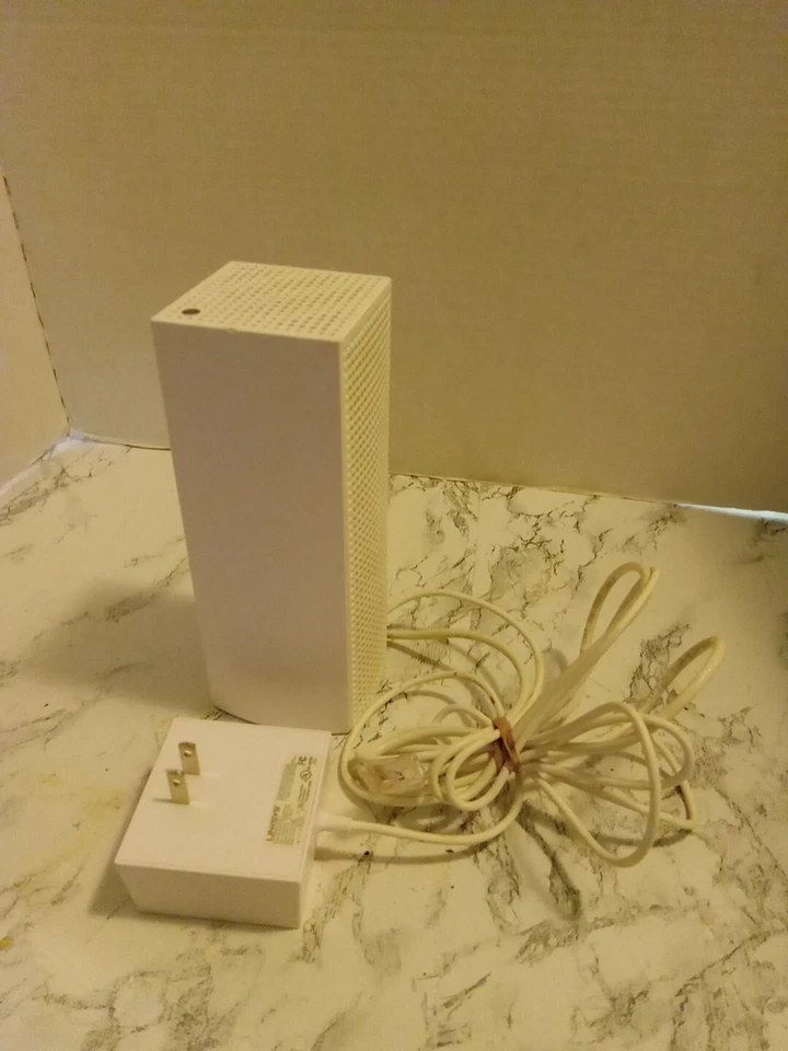 Mint Linksys Velop WHW03 Tri-Band Whole Home Wi-Fi System  AC2200 - Image 2 of 3