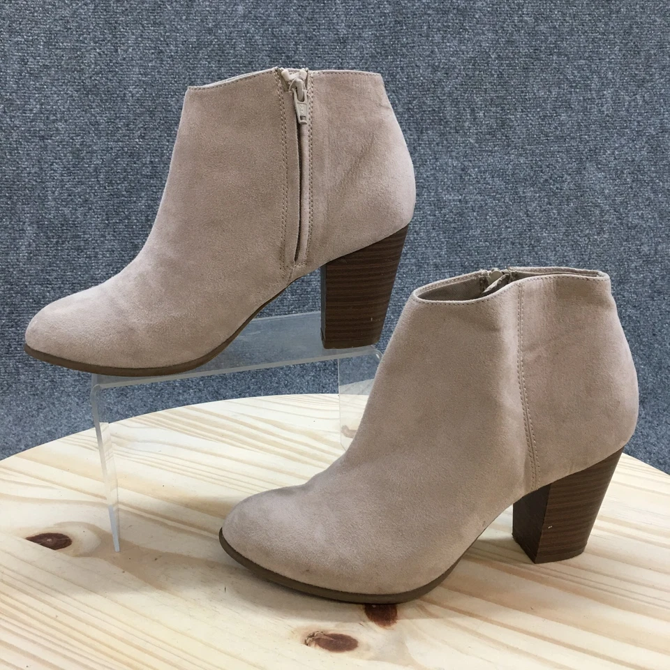Old Navy Boots Womens 9 Ankle Booties Beige Faux Suede Heeled Side Zip Casual - Image 2 of 4