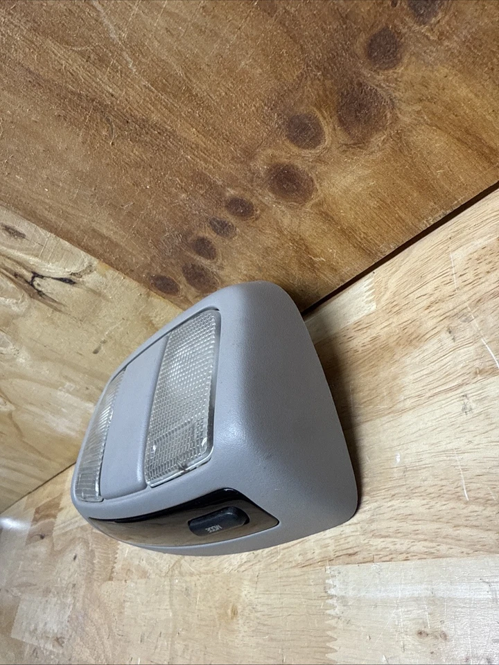 2002-2004 Nissan Xterra Frontier OVERHEAD MAP DOME INTERIOR LIGHT GREY OEM - Изображение 4 из 4