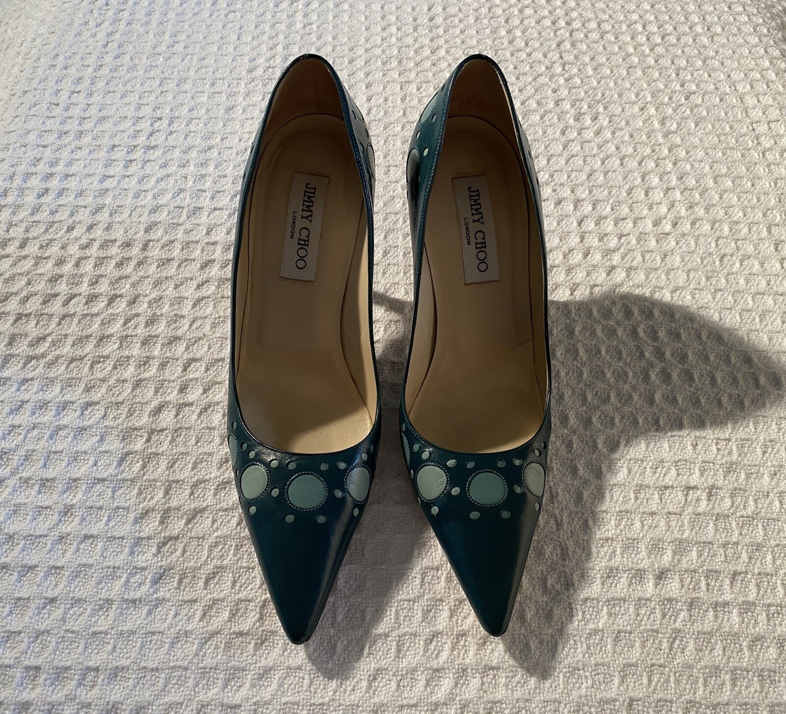 rare JIMMY CHOO 38 / 8 Green Circle Polka Dot Leather High Heels 90 Pumps image 2