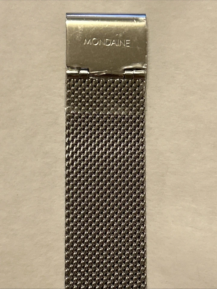 Reloj de cuarzo Mondaine Mini Giant 35 mm acero esfera blanca damas A763.30362.11SBM Foto 3 de 4