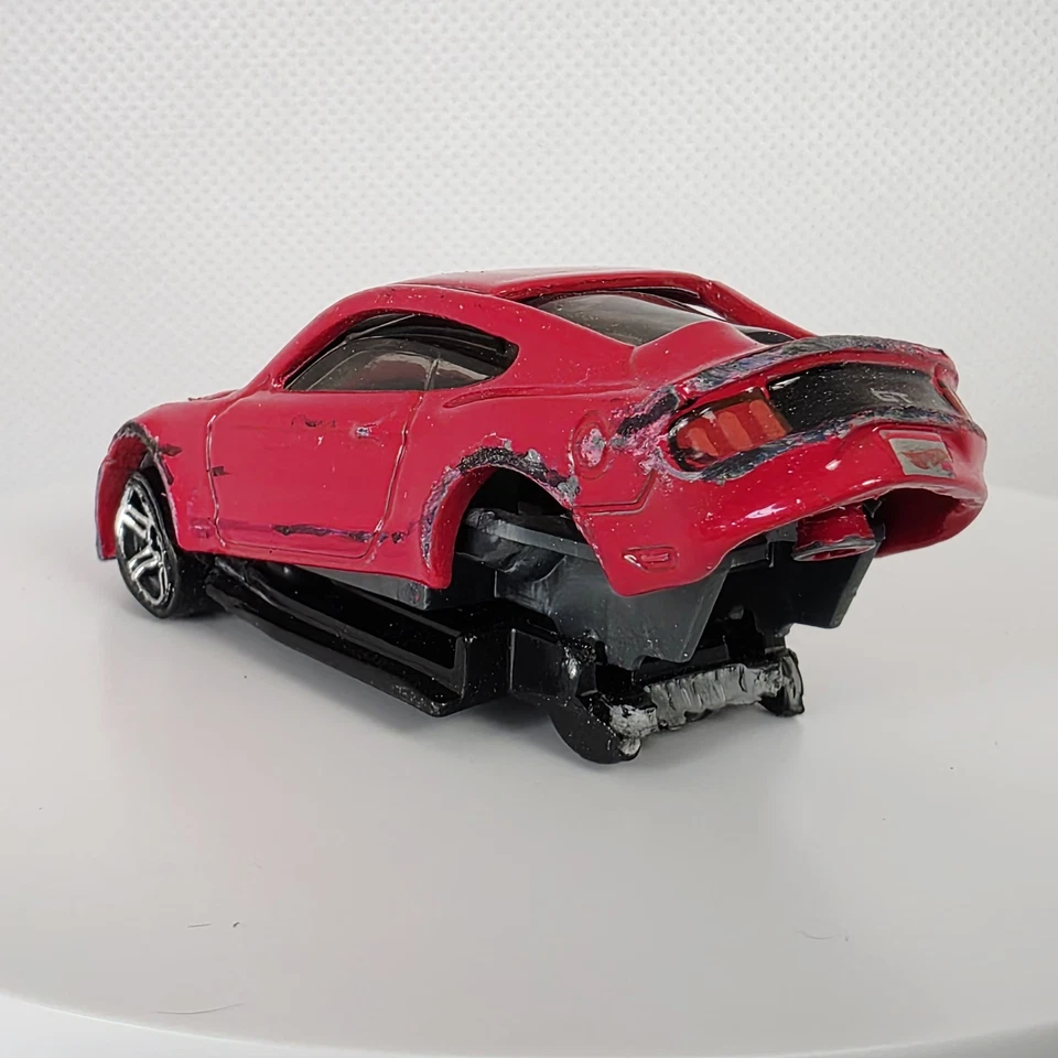 Mustang GT 2015 "personalizado" destrozado rojo Hotwheels coche fundido a presión 1:64 Foto 4 de 4