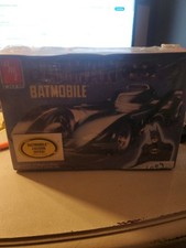 BATMAN 1989 BATMOBILE MODEL KIT AMT ERTL 1/25 SCALE NEW SEALED COOL LOOK!!