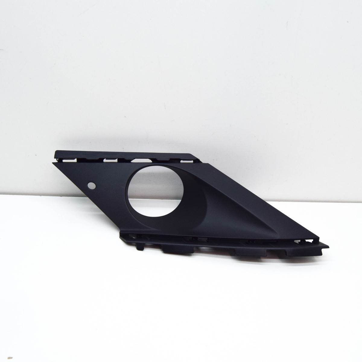 NEW VW TOUAREG 7L FRONT BUMPER LEFT SIDE TRIM 7P6807819A9B9