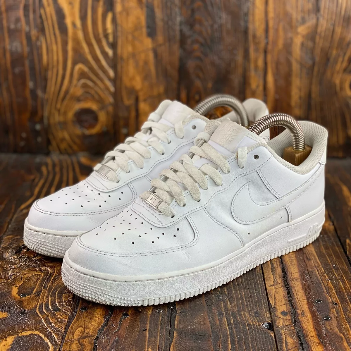 Nike Air Force 1 07 Low Retro Triple White Leather DD8959-100 Women’s Size 11