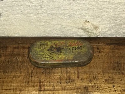 Ancienne petite boîte en tôle, ovale, Rustines PLASTIC IMMEDIAT - Photo 1/4