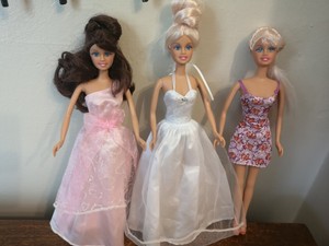 barbie clone dolls