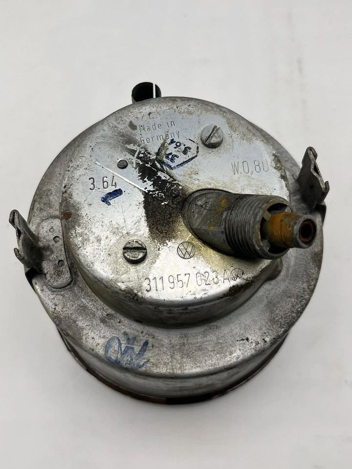 Vintage VW  Volkswagen Type 3 Fastback Squareback Notchback Speedometer - Image 4 of 4
