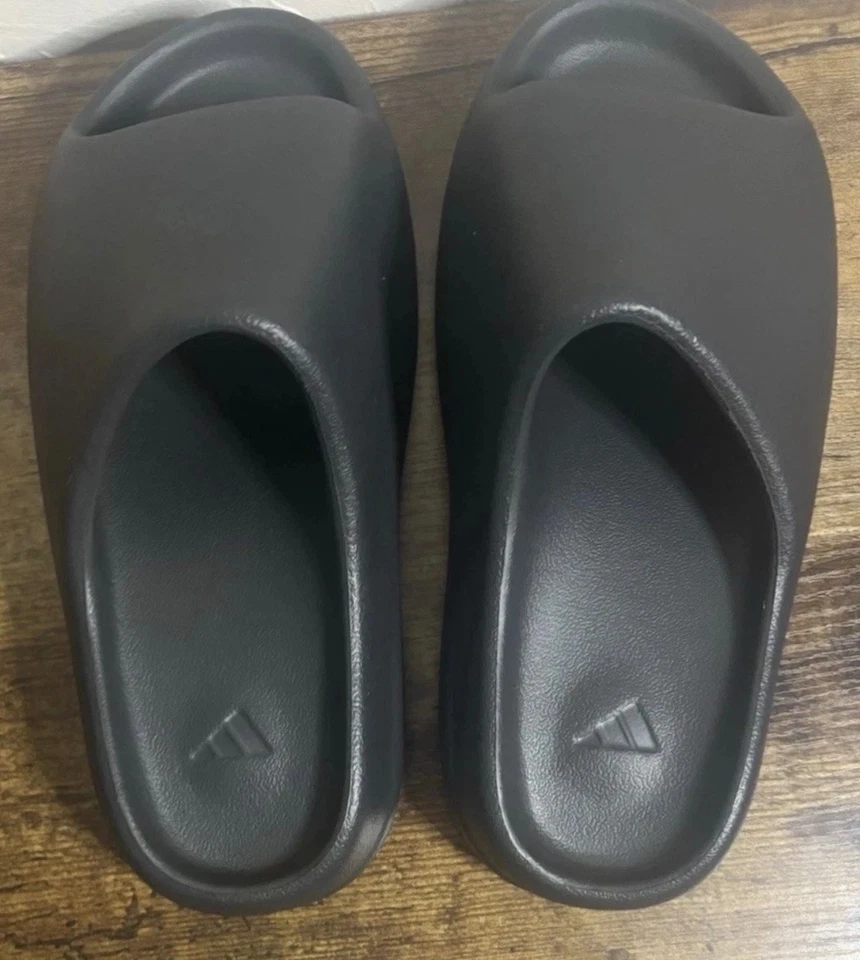 Adidas Yeezy Onyx Slide para hombre talla 8 Foto 2 de 4
