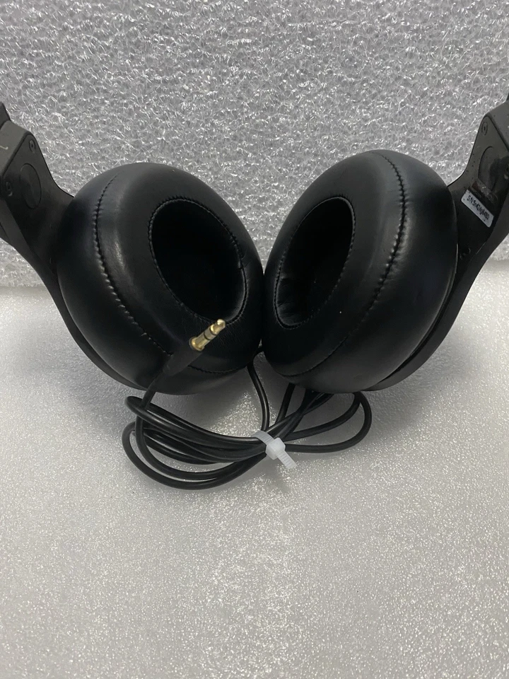 Beats Headphones by Dr. Dre Detox Edition from Monster- LIMITED EDITION - Image 2 of 4