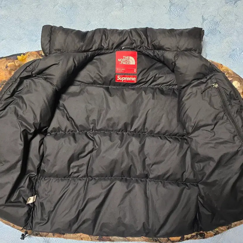 Supreme x The North Face Leaf Pattern Puffer Jacket - FW 16
