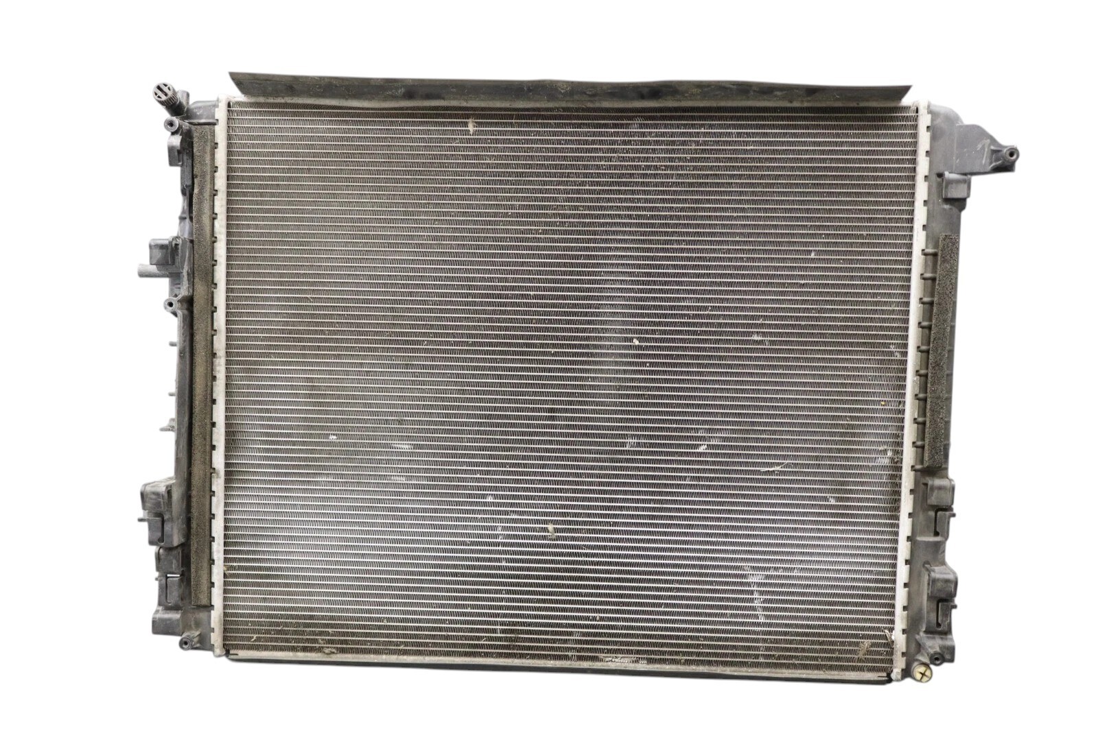 14-22 Maserati Ghibli Engine Coolant Cooling Water Radiator 670038340 OEM