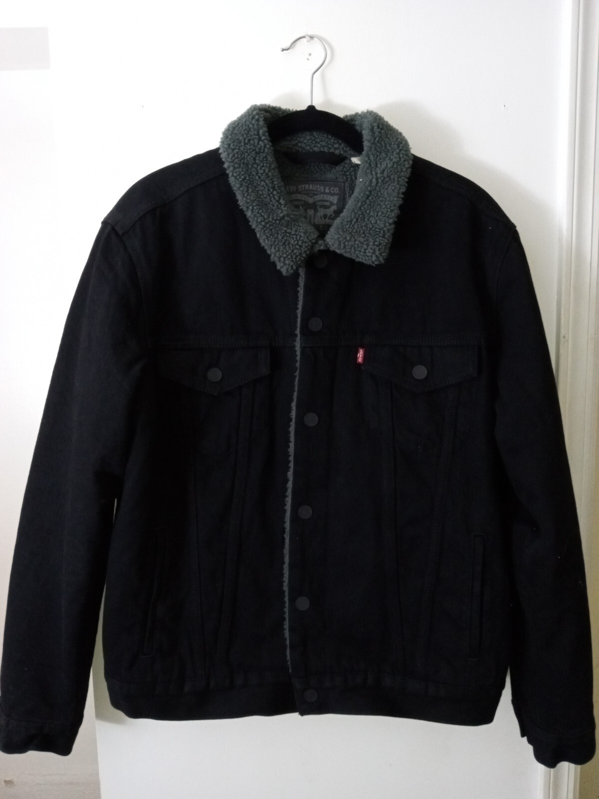 LEVI'S MEN'S SHERPA TRUCKER JACKET BLACK Size Medium … Gem