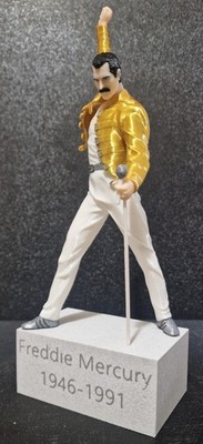 Freddie Mercury Queen Rock band Music Figurine Statuette 270mm legend + CD stand