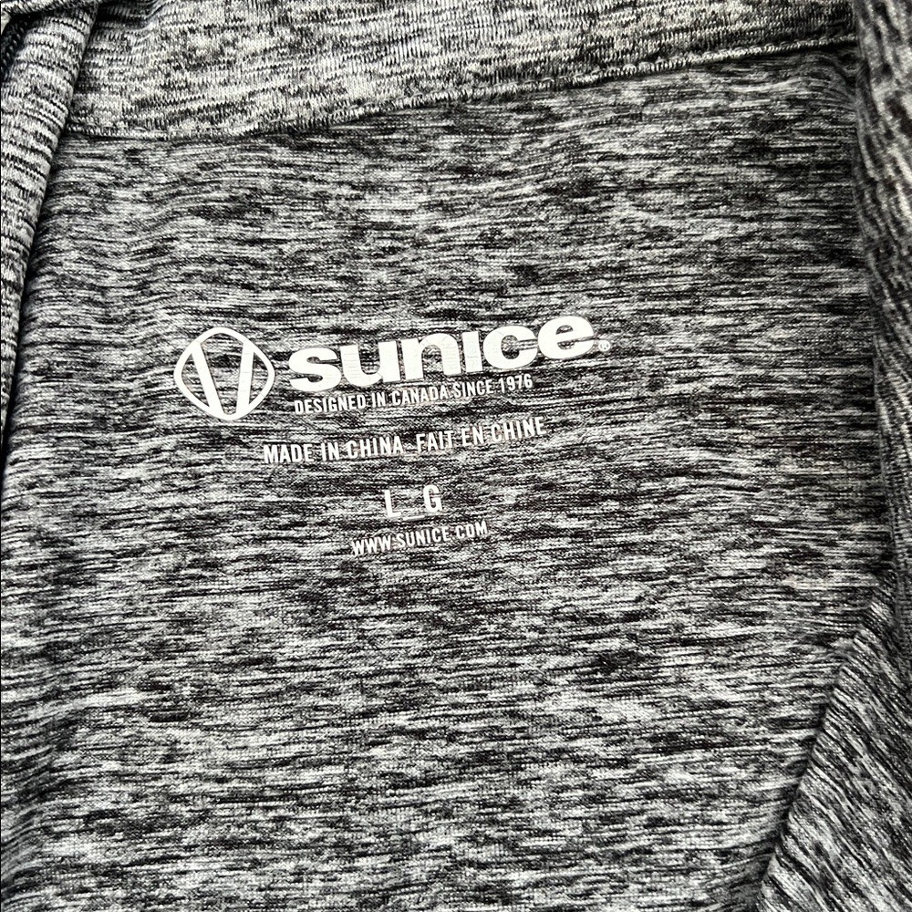 Sunice Tobey Lightweight Performance Pullover Gra… - image 4