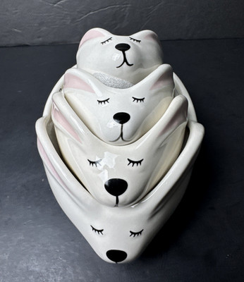 Arlington Designs Bunny Rabbit Measuring Cups   Set of 4 Ceramic Nesting Bowls