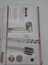Shark FlexStyle Multi Styler Hair Dryer doesn't come with full set of attachment