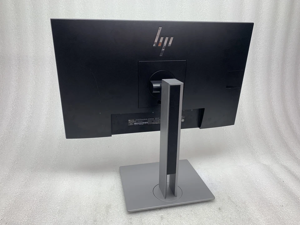 HP EliteDisplay E243 24" Widescreen HDMI LED Monitor 1920 x 1080 Grade B +Cables - Image 2 of 4