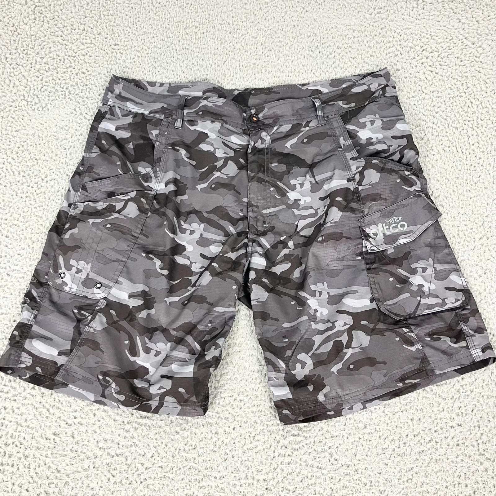 AFTCO Cargo Shorts Mens 40 Gray Camo 10" Fishing Quick Dry Stretch Pockets
Opens in a new window or 