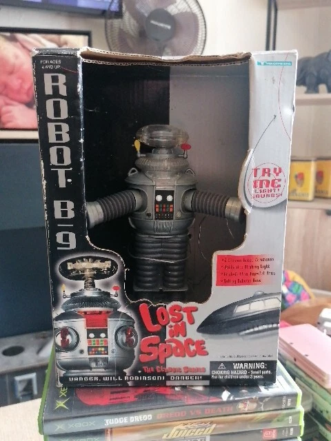Jouet Vintage Robot B-9 Maquette Lost In Space 1998 Fonctionne Correctement - Photo 1/4