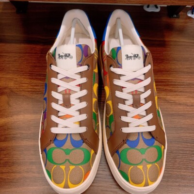 NWT Coach MEN display picture 3