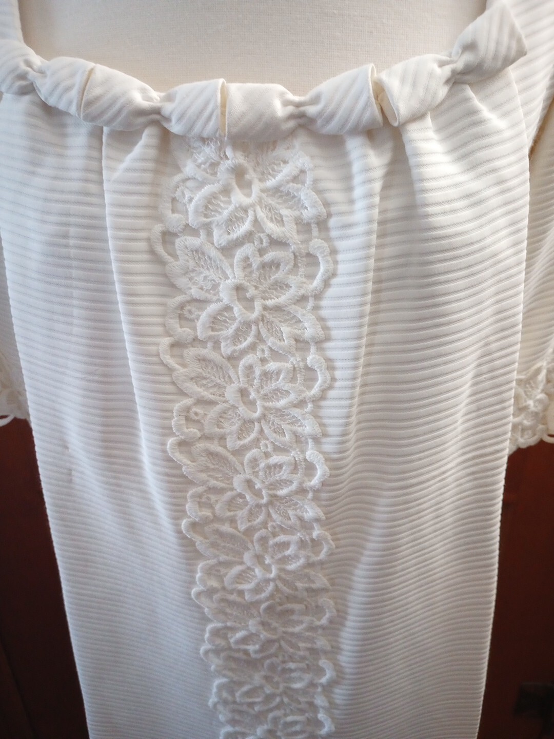 LORRIE DEB Wedding Dress Womens 13 Vintage 1960's White Bow Lace Gown