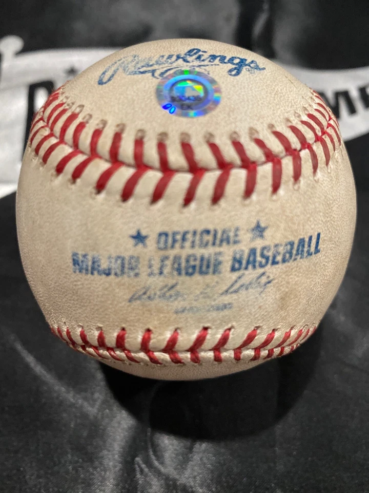 David Ortiz MLB Game Used Single RBI Autographed Ball 5/13/14 Career Hit #2062 - Image 3 of 4