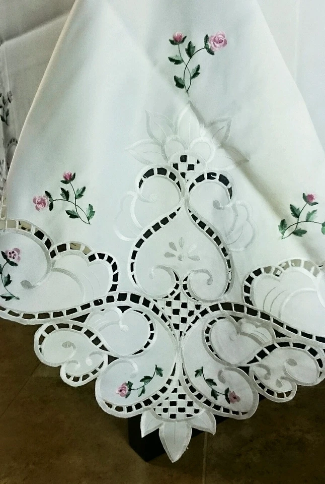 72x90" Embroidery Handmade Rosebud Embroidered Tablecloth Napkins Elegant linen - Image 2 of 4