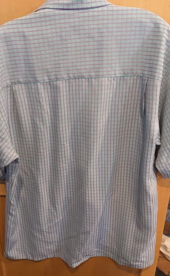 Bugatchi Men's Classic Fit short Sleeve Button Down plaid Shirt Size medium - Image 2 of 3