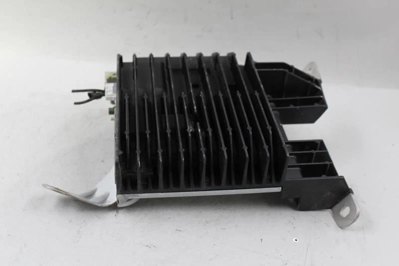 Audio Equipment Radio Fits 2021 HONDA PILOT OEM #32303 - Image 4 of 4