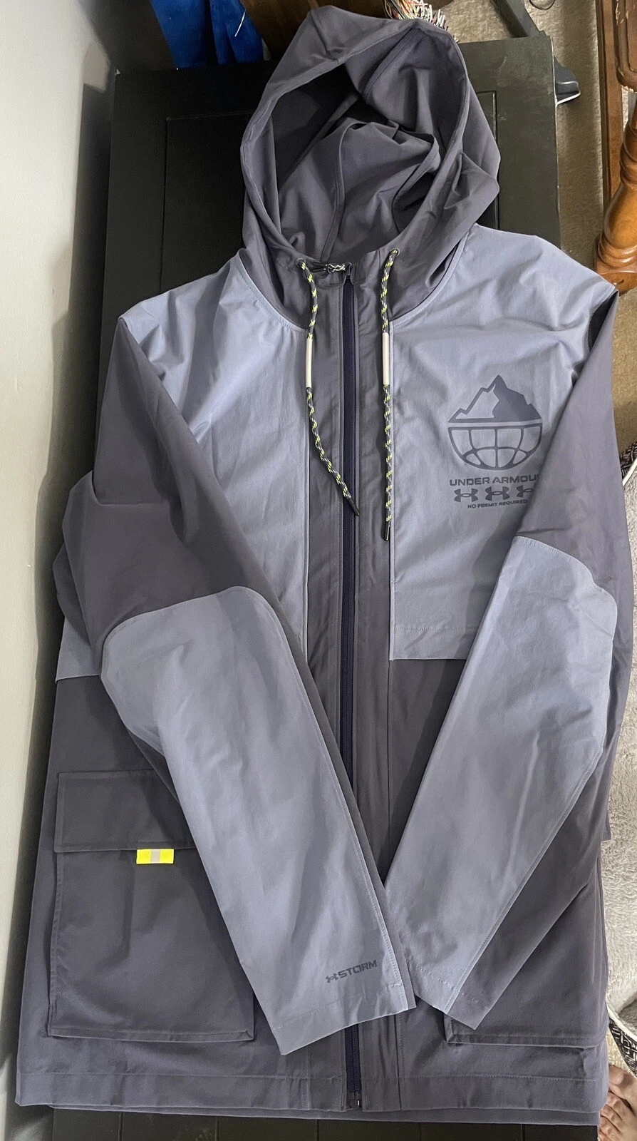 Men’s Under Armour Storm Jacket Size XXL