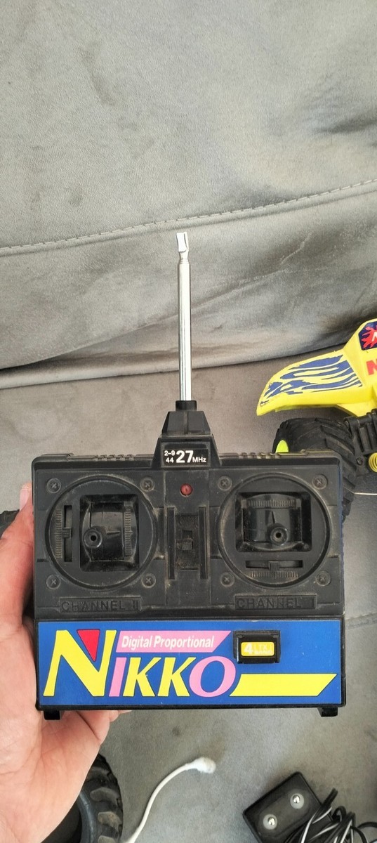 Télécommande Pour Voiture RC Nikko Predator – Vintage 1/10 – État D'occasion